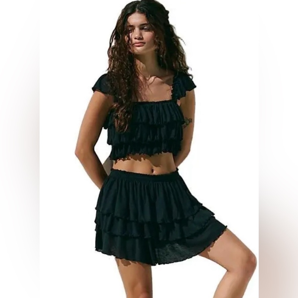NWT FREE PEOPLE MILA SKORT